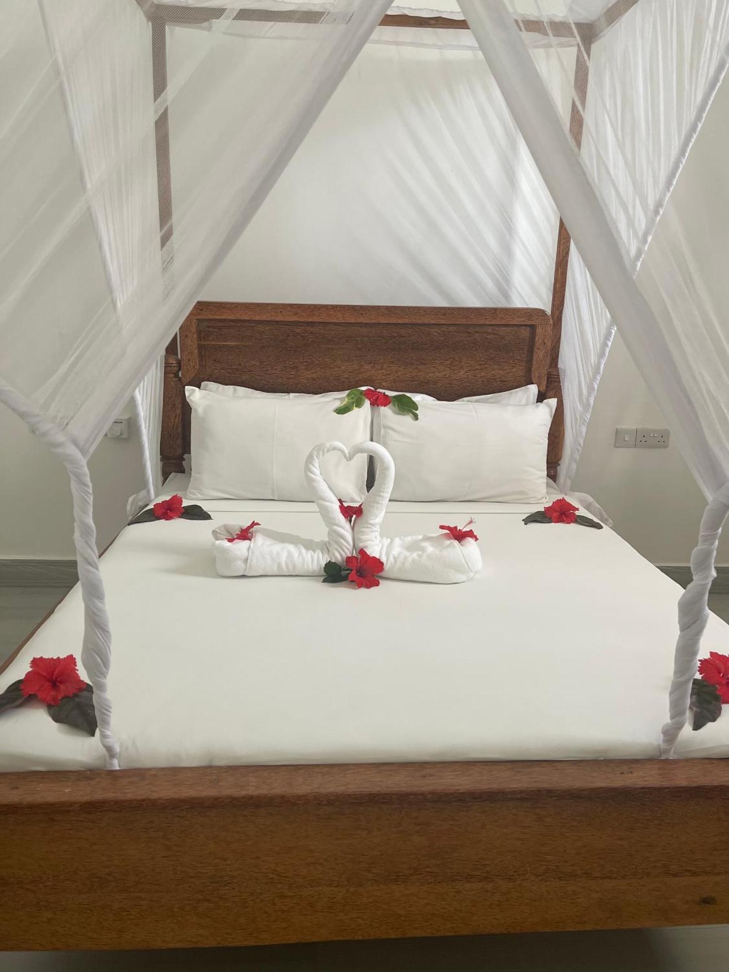 Amazing Zanzibar Beach Hotel Нунгві Екстер'єр фото
